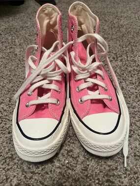 Women’s Converse Pink High Top Sneakers-LIKE NEW